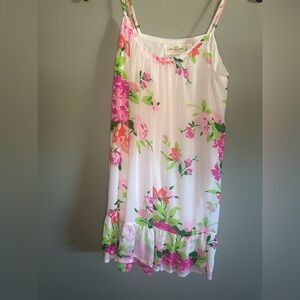 Abercrombie & Fitch White and Pink Floral tank top size medium
